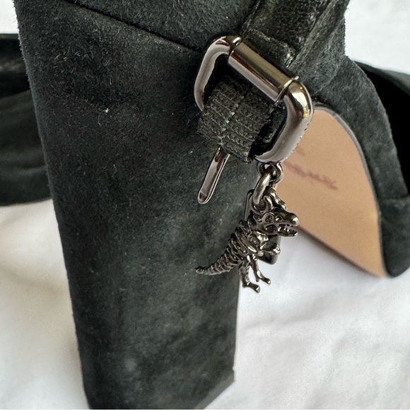 COACH Chrystie Suede Ankle Strap Block Heel Size 5.5 - Picture 5 of 8